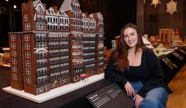 Exclusive | Amateur baker’s gargantuan gingerbread replica of storied NYC hotel wins people's choice award at museum showcase