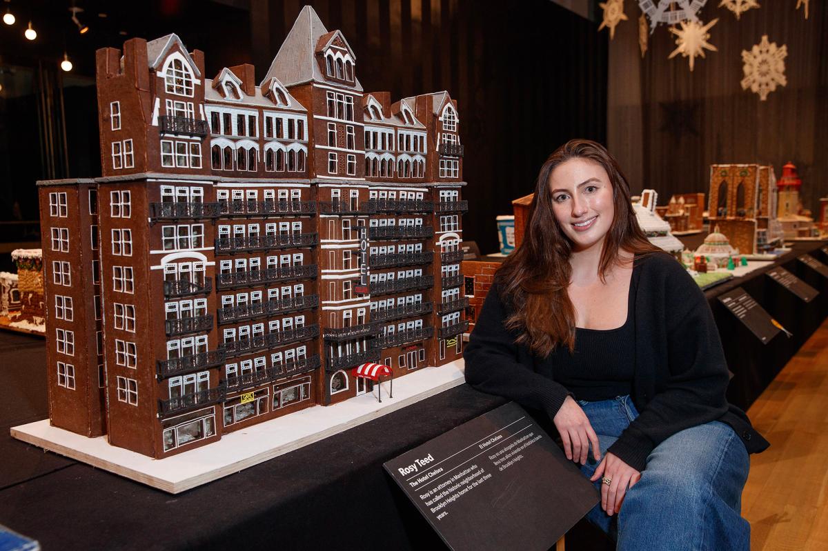 Exclusive | Amateur baker’s gargantuan gingerbread replica of storied NYC hotel wins people's choice award at museum showcase