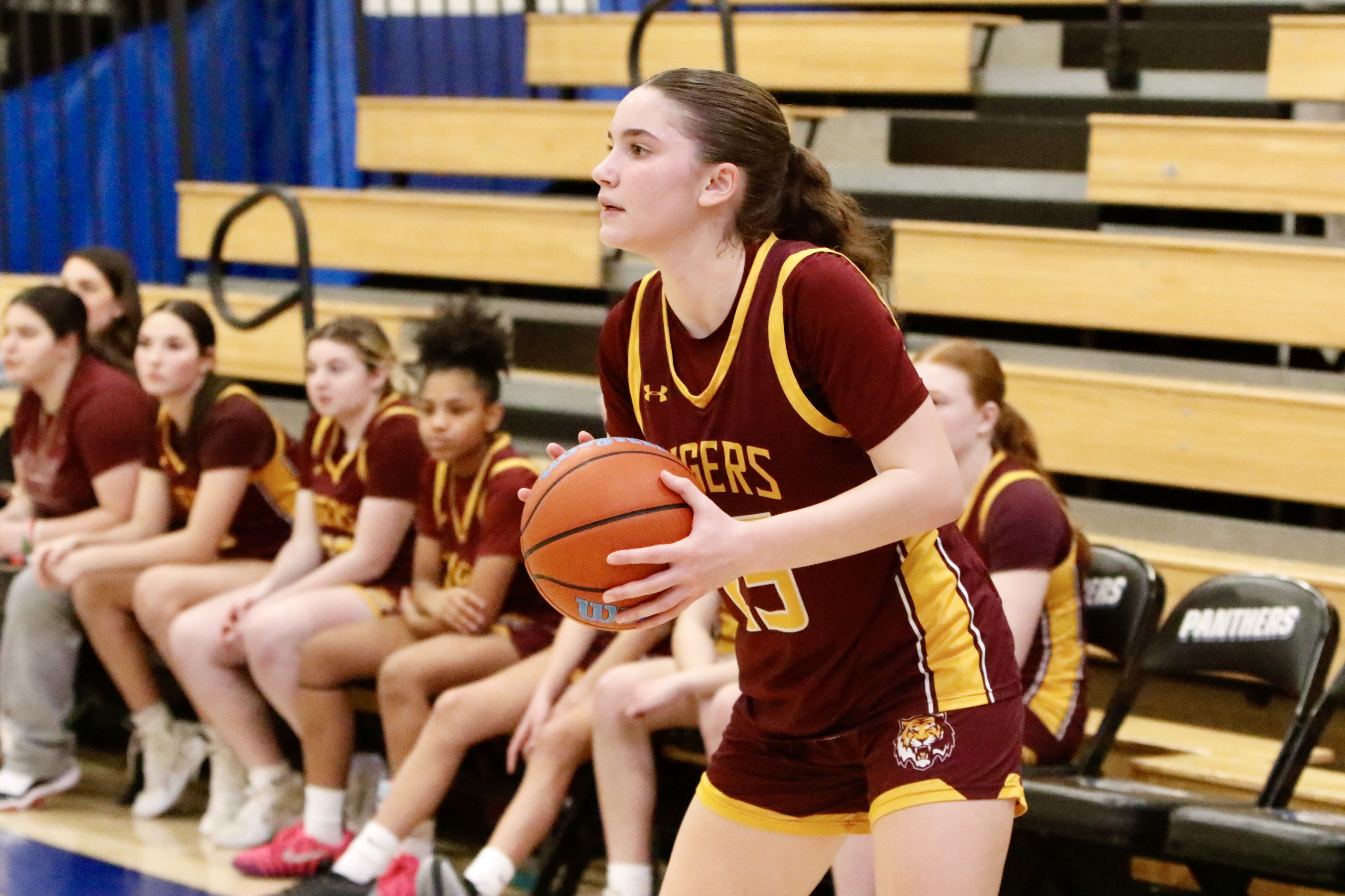 Staten Island Academy's Chloe Factor looks to make a pass during a Borough President's Cup quarterfinal meeting vs. Curtis on Jan. 27, 2025.