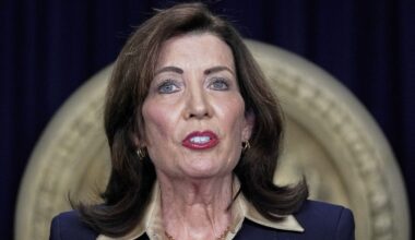 governor kathy hochul speaks