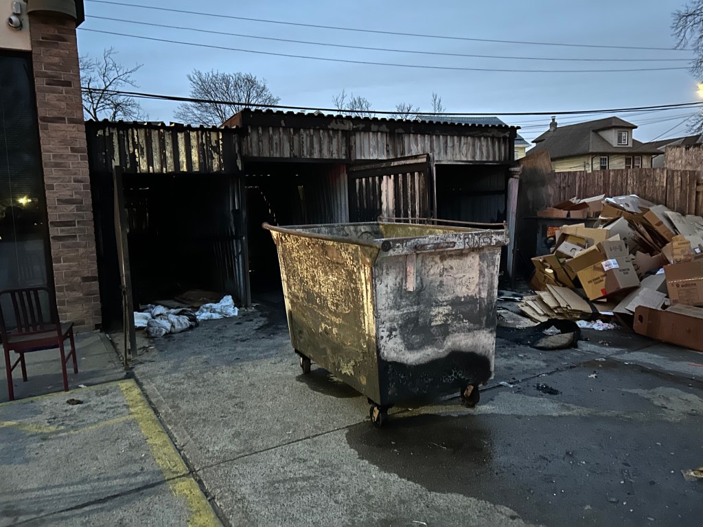 Man found dead in burning Queens dumpster set fire to keep warm: NYPD