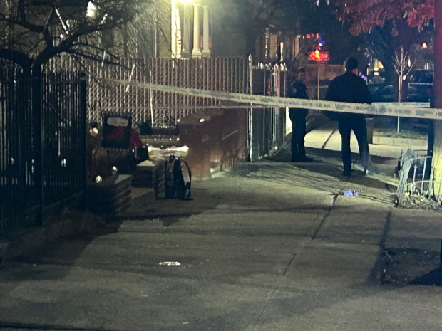A 17-year-old was stabbed in the neck and killed by a group of teens chasing him outside of 85-57 76th Street in Woodhaven, Queens on Jan. 9, 2026. (Kerry Burke/NYDN) 