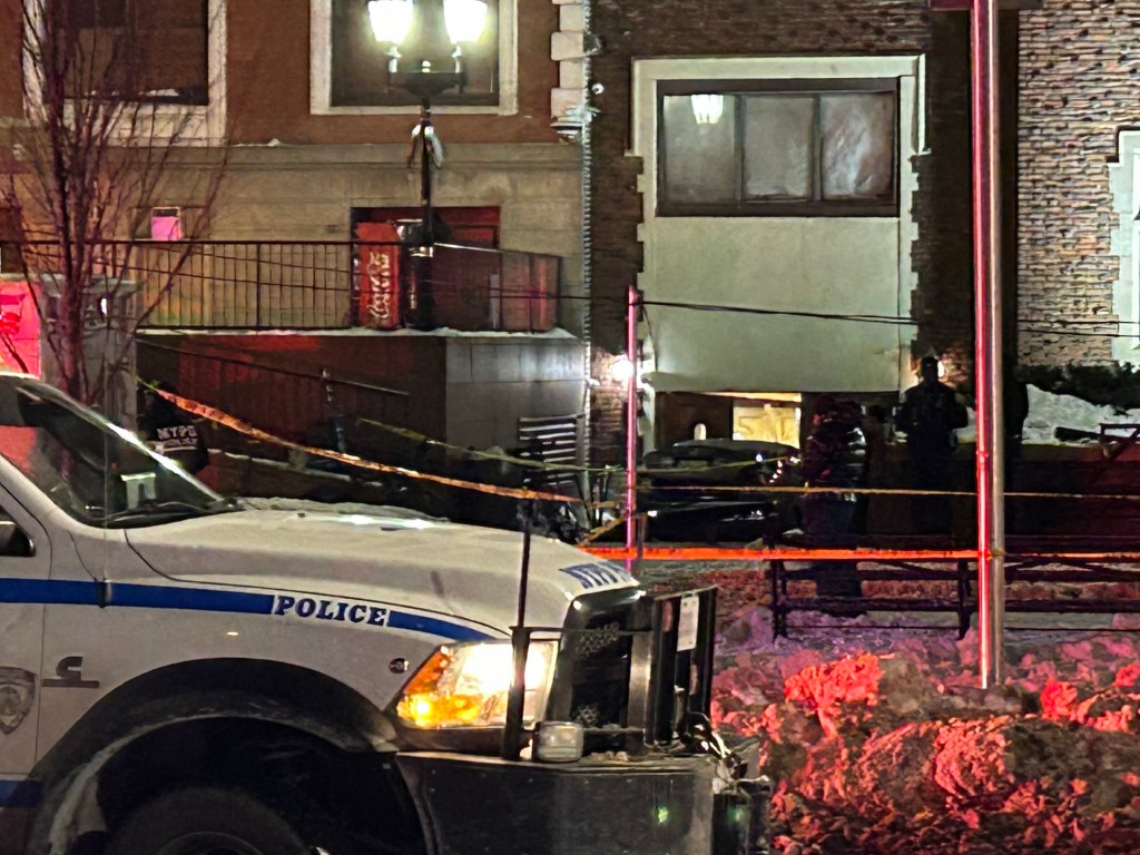 Vehicle repeatedly collides with Chabad World Headquarters in Brooklyn