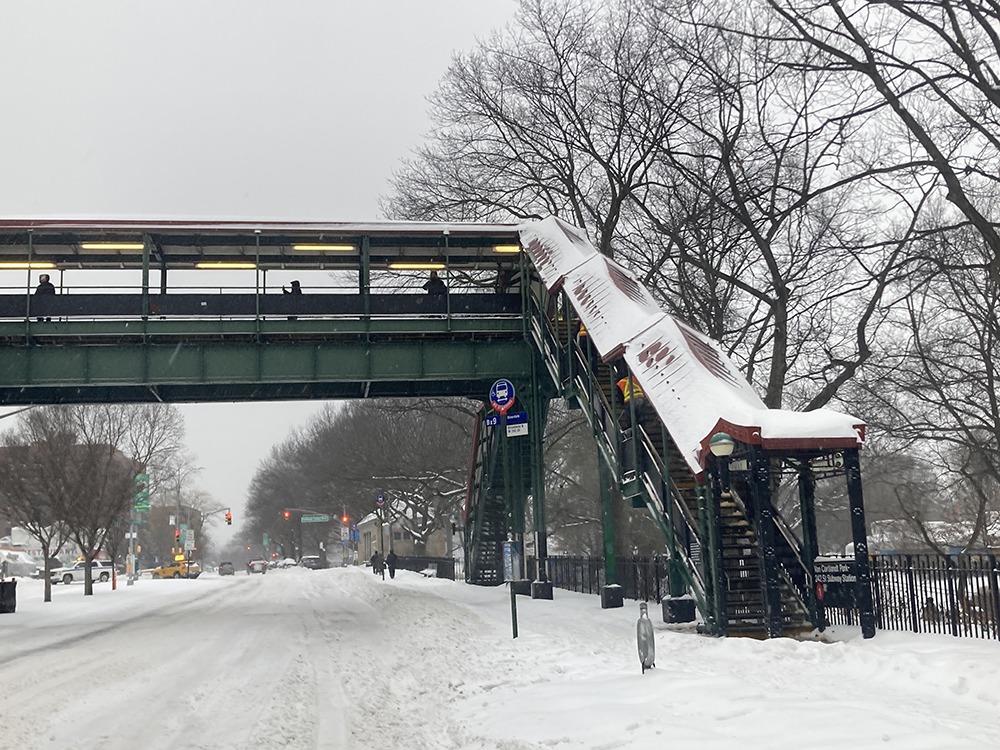 UPDATE Fieldston: Person Found Dead on Train at 242nd Street Subway Station
