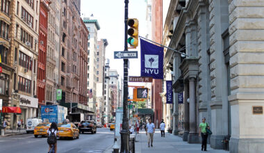 NYU Grad Acting’s Larry Maslon Featured in the New York Times