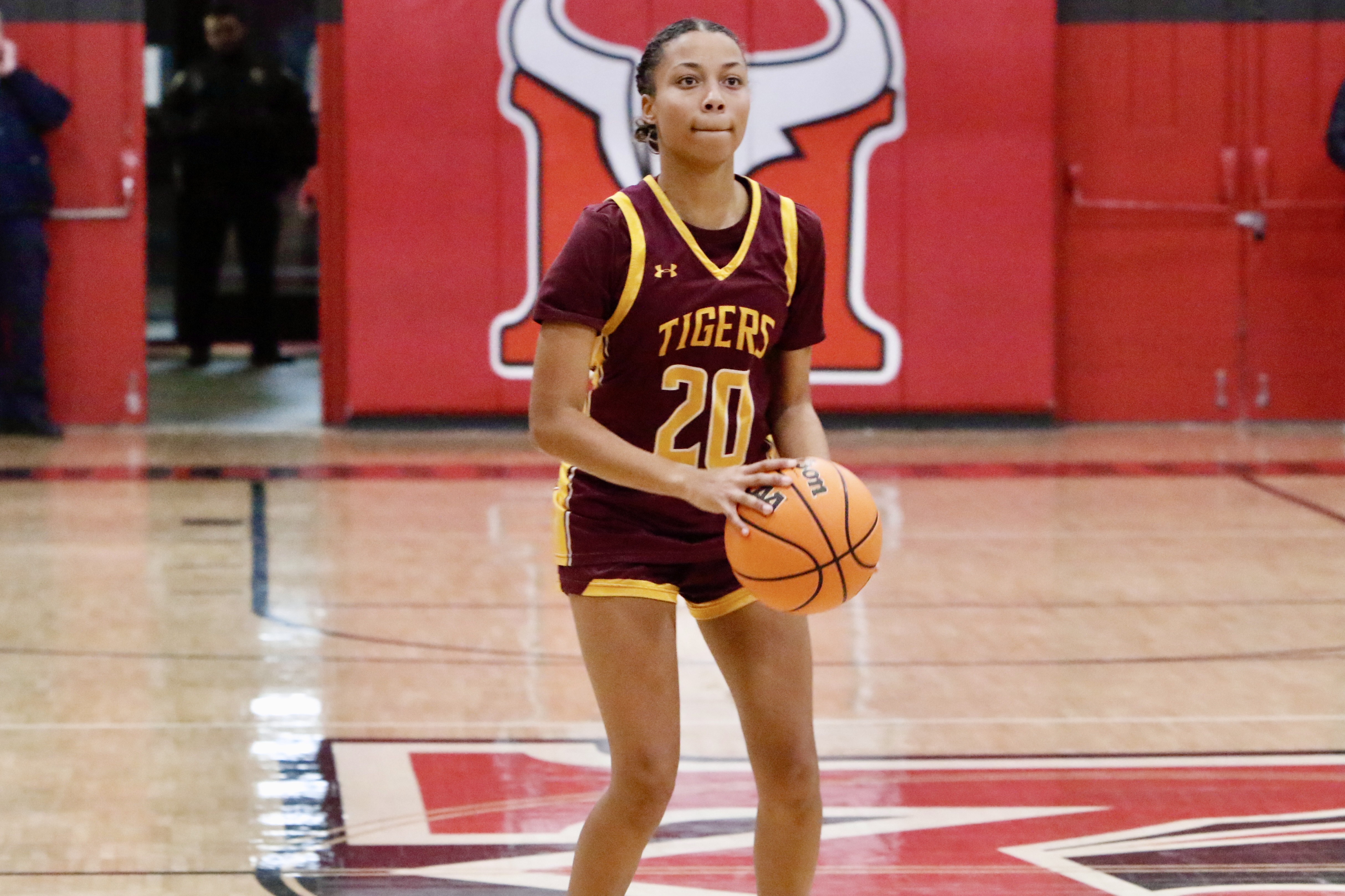 Staten Island Academy's Margaret Moschella prepares to line up a shot during a Borough President's Cup game against New Dorp on Jan. 23, 2025.
