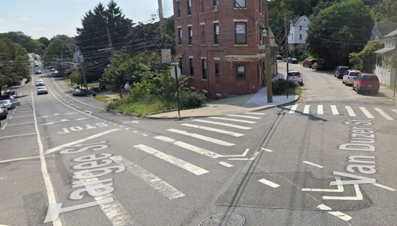 Staten Island man charged with assault after allegedly elbowing NYPD officer in face