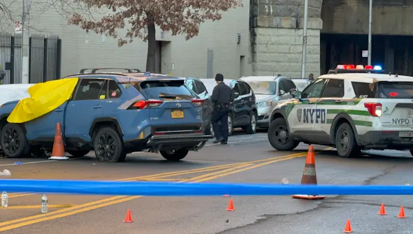 Bronx livery driver fatally shot in the head in Tremont on New Year's Day