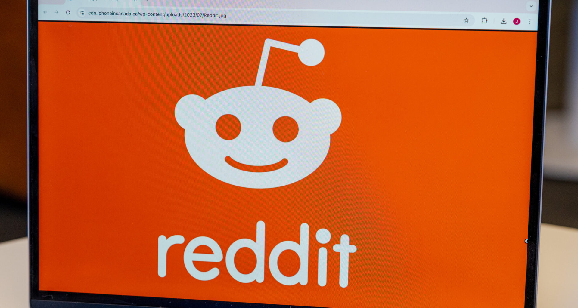 The antidote to AI slop: Online discussions forums