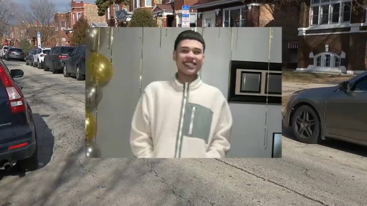 Teen arrested in New York in killing of Morton East HS student – NBC Chicago