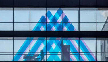 Thousands of nurses go on strike at several major New York City hospitals