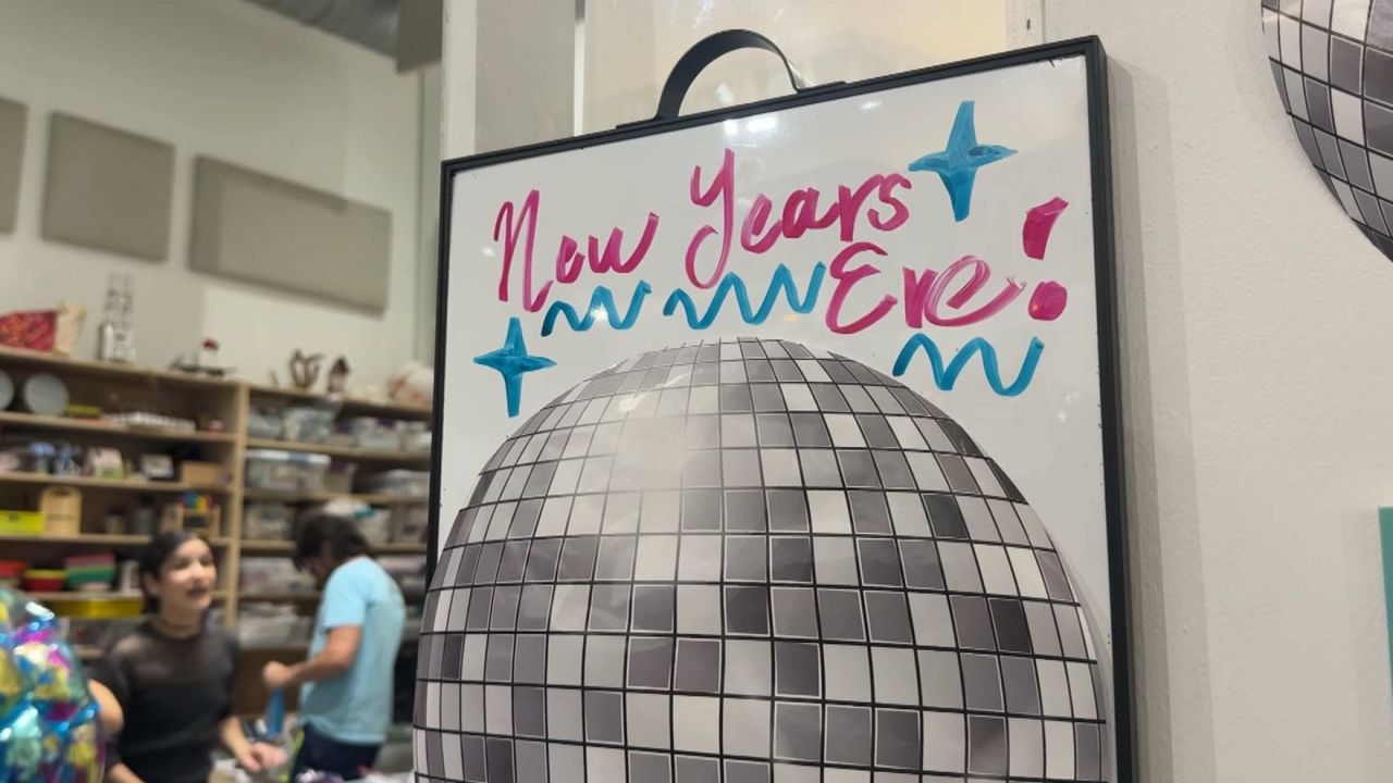 Parents say the warm and safe event at the Children's Museum of Manhattan allows kids to get in on the fun of New Year's Eve. (Spectrum News NY1)