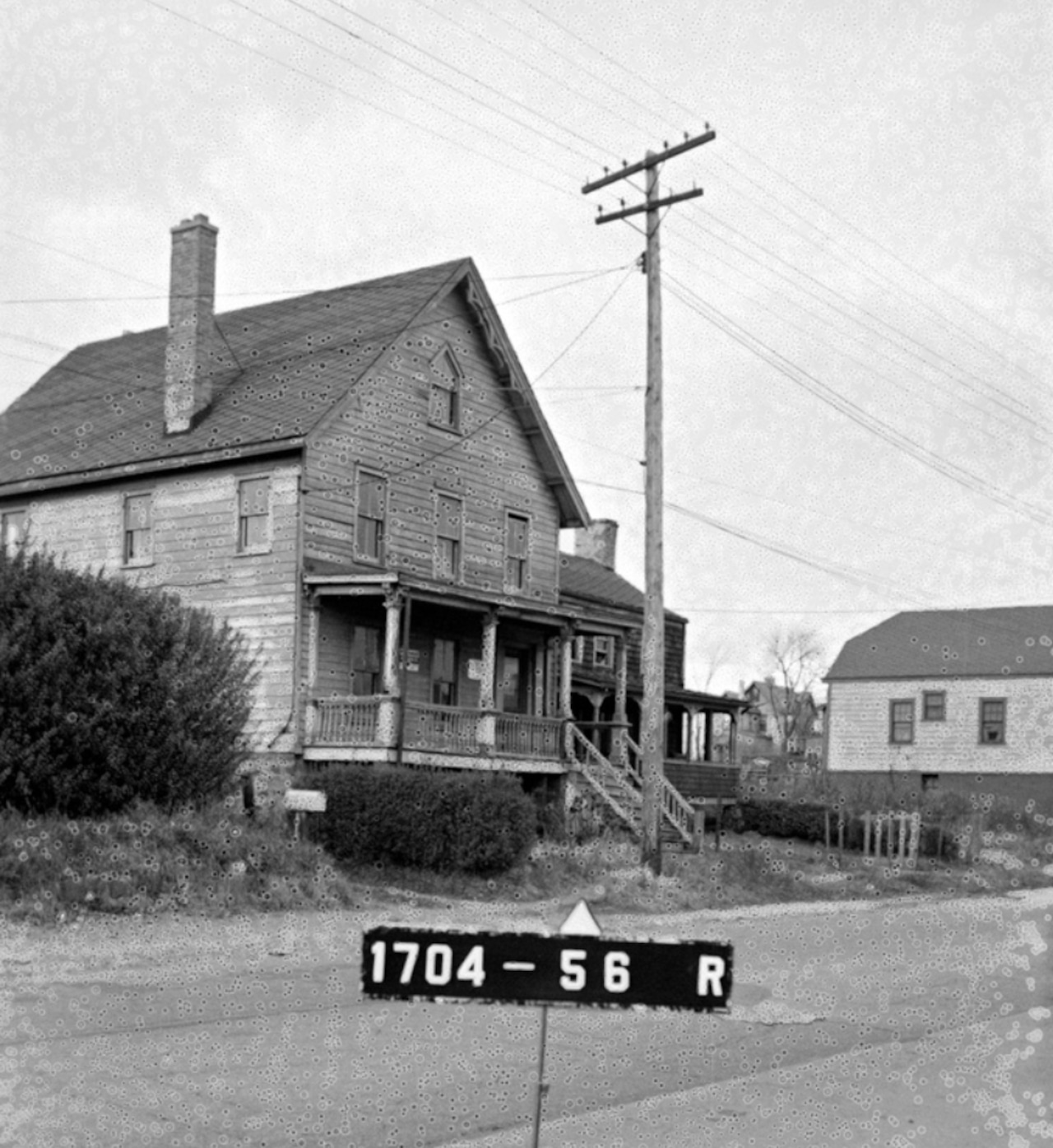 950 Richmond Ave. | Then and Now