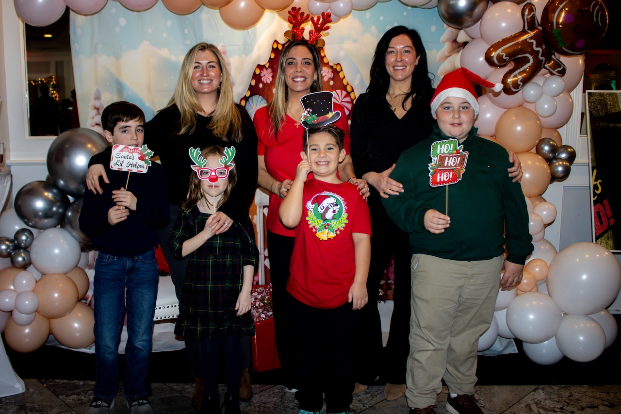 Holiday fun at the Silver Lake Kiwanis inaugural Santa Brunch