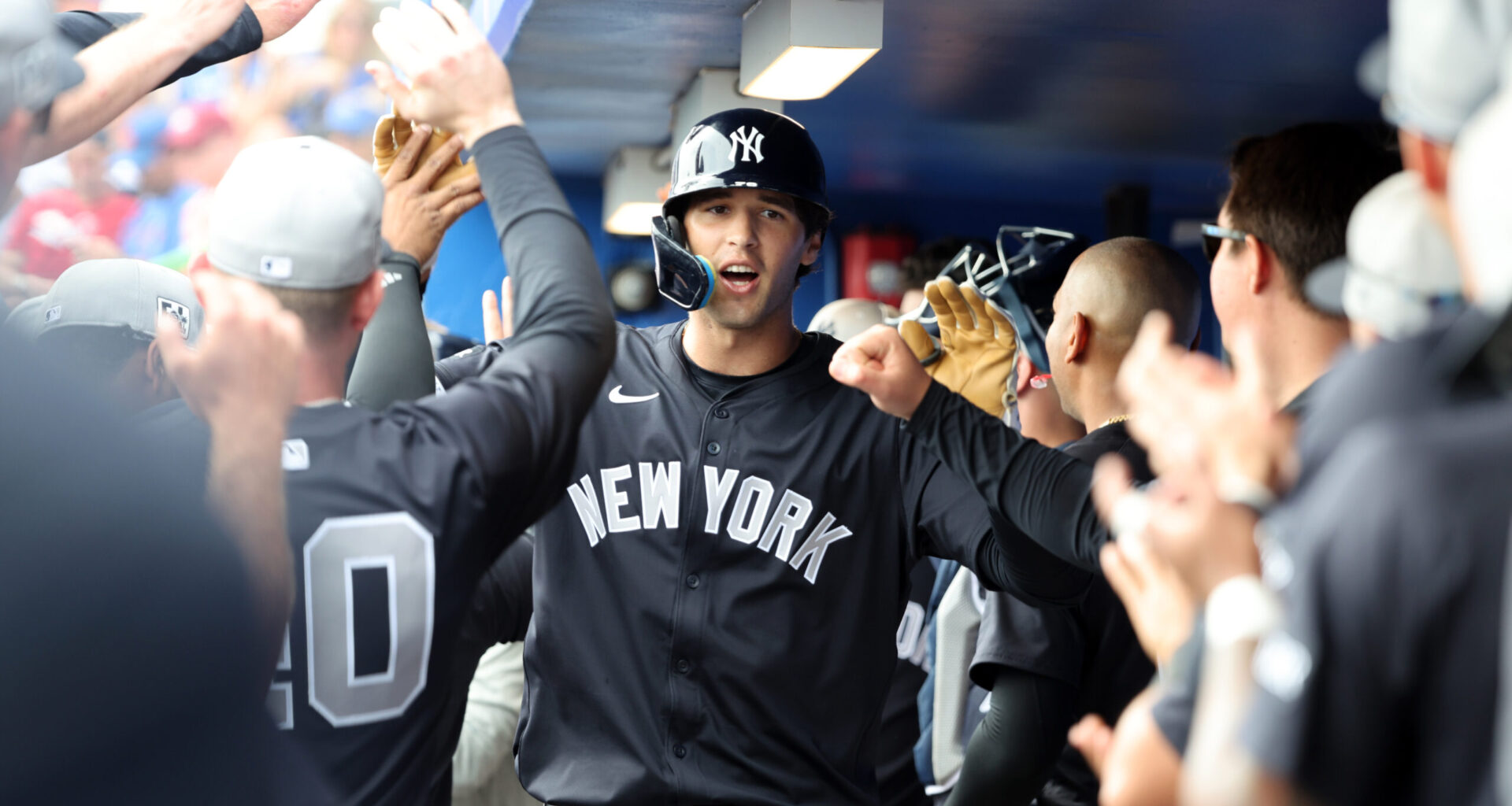 The Yankees have 2 options to replace Cody Bellinger if he slips awau