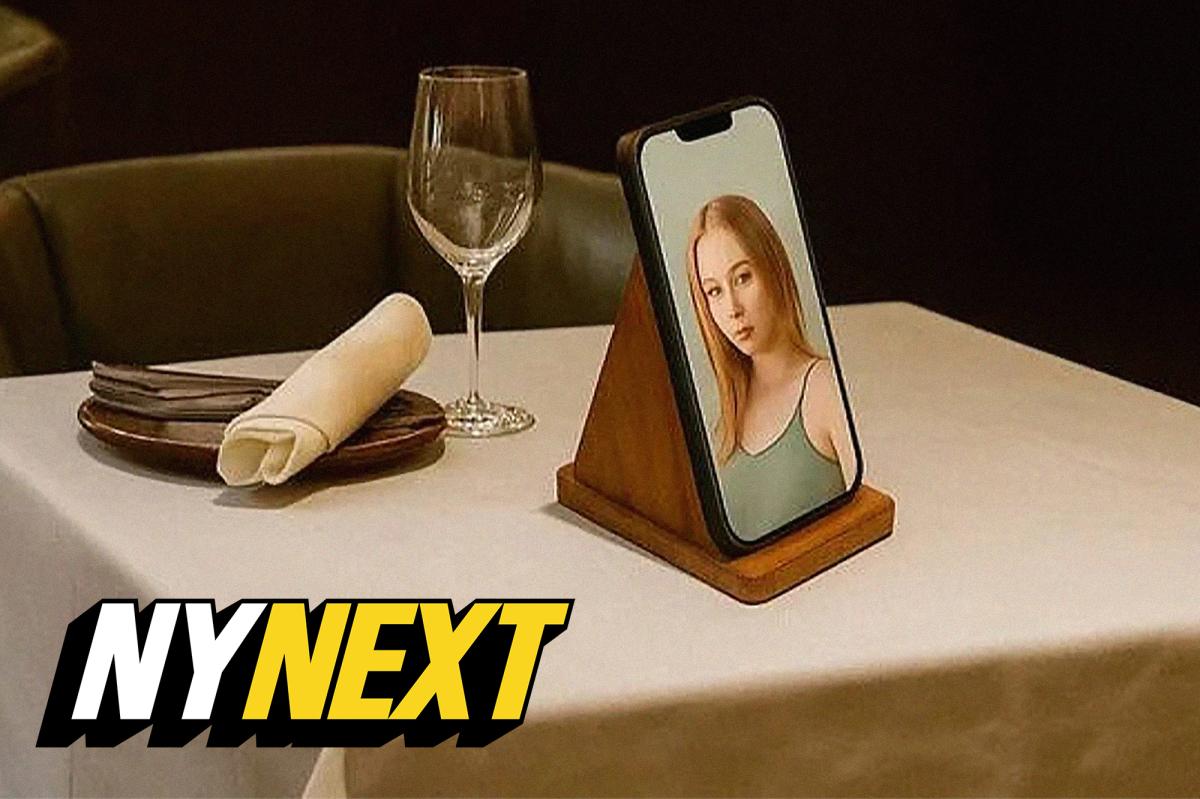 NYC cafe opening for artificial intelligence chatbot dates