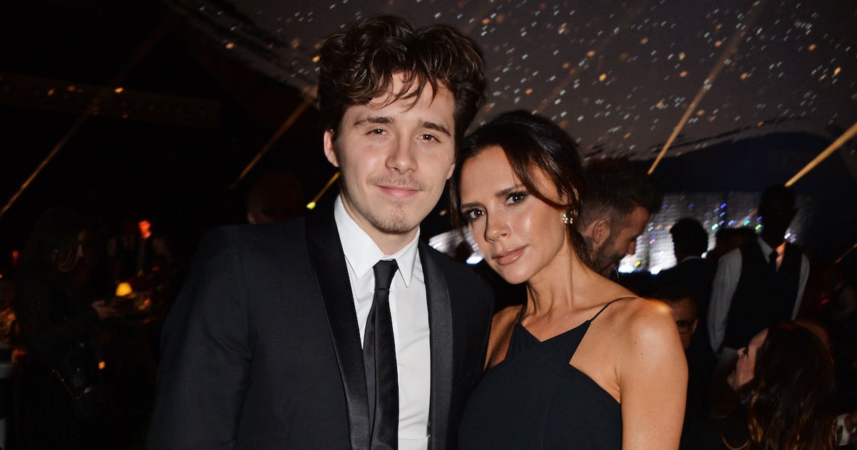 Brooklyn Beckham’s Wedding DJ Reveals Truth Behind ‘Inappropriate’ Dance