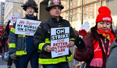 Firefighters and pols join caregivers on picket line in Manhattan – amNewYork