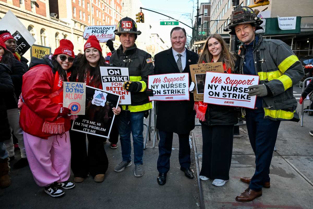 Michael Schreiber, Andrew Ansbro, and Noah Muelle with the Uniformed Uniformed Firefighters Association and NYSNA President Nancy Hagans joined the picket line. 