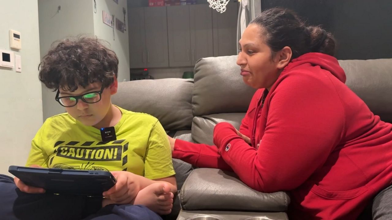 Hollis' mom said despite the delay in his care, she supports the nurses on strike. (Spectrum News NY1)