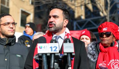 NYC Mayor Mamdani backs hospital nurses as 15,000 strike over pay, safety