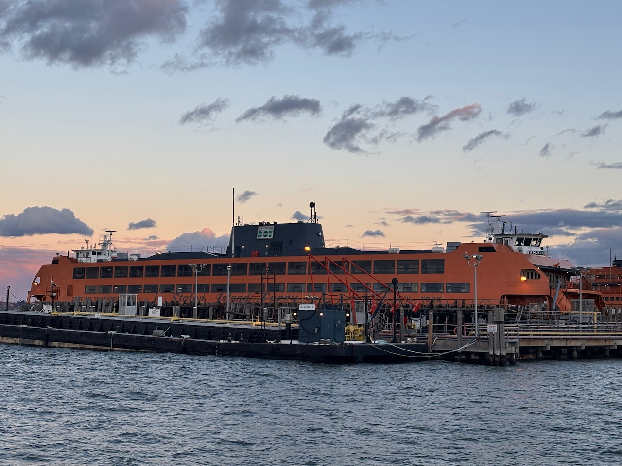 Staten Island Ferry delays reported for Wednesday morning commute