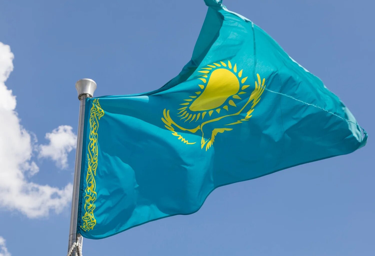 Kazakhstan's Narxoz University partners with Queen’s University Belfast to offer dual-degree program — EdTech Innovation Hub