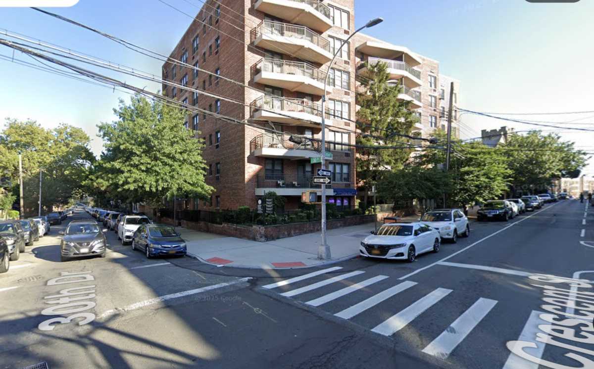 Scooter rider clings to life in Queens after being struck by Honda driver – amNewYork