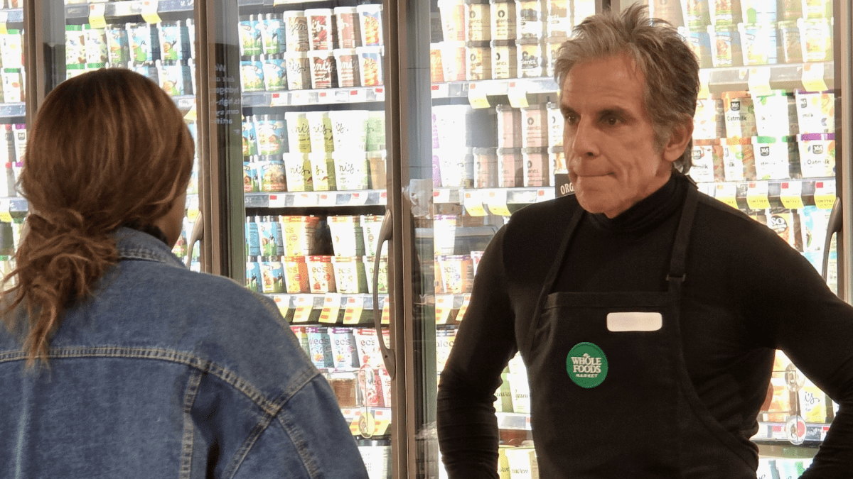 Ben Stiller Hawks His New Soda in Jersey City