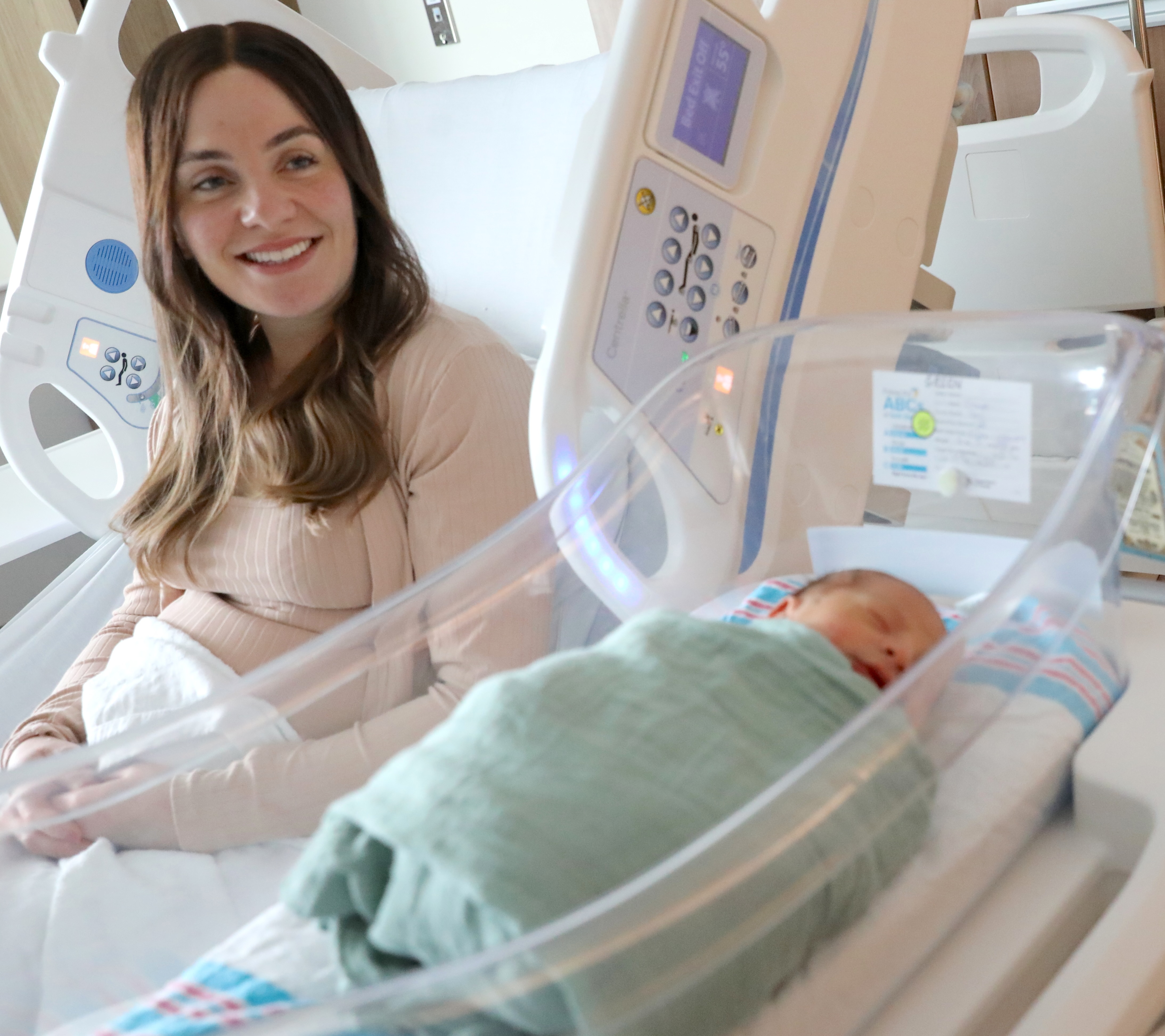 Mom, Chaya with Baby boy Green, born on Thursday, Jan. 1, at 3:50 a.m. at Northwell Staten Island University Hospital, Ocean Breeze. The couple is originally from Australia and currently lives in Brooklyn. The grandparents and the baby's uncle have come from Australia, and are grateful to be here celebrating the birth of their grandchild after surviving the Bondi Beach shooting. (Advance/SILive.com | Jan Somma-Hammel)
