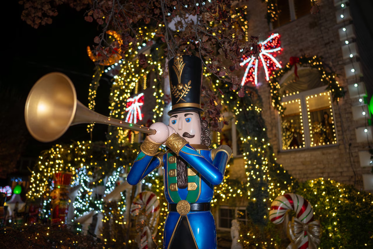 Another view of the Tottenville grand holiday display