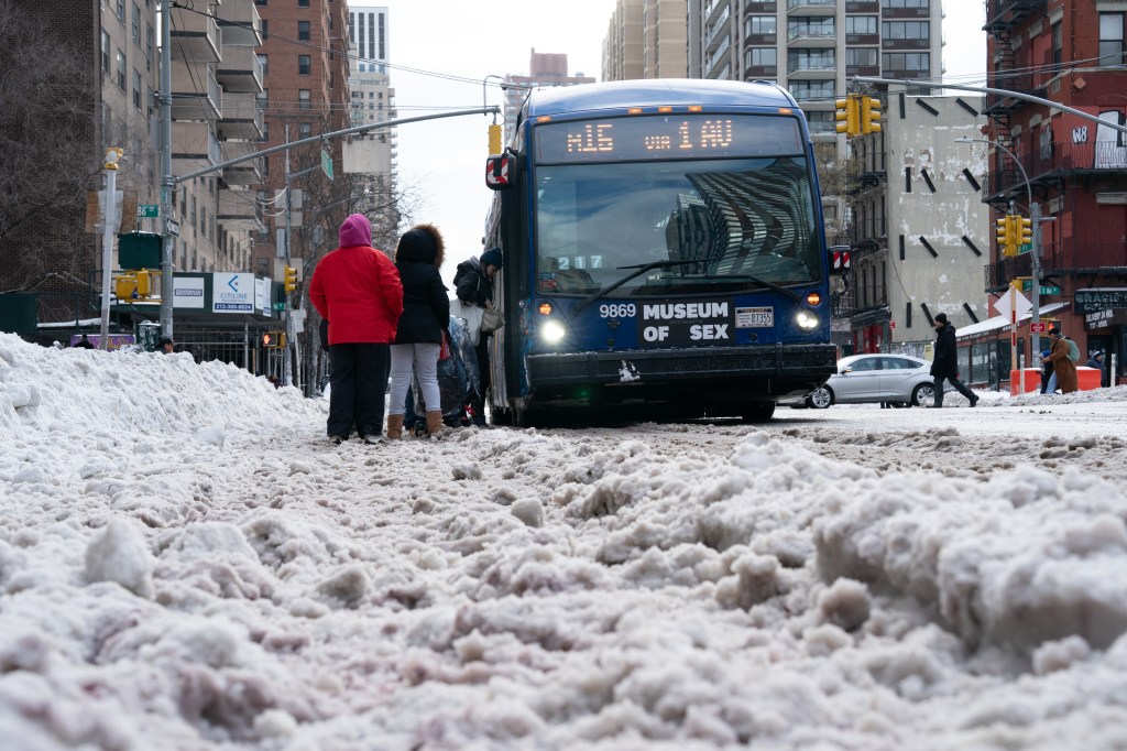 As death toll in NYC amid frigid temps climbs to 10, Mamdani orders stepped-up outreach