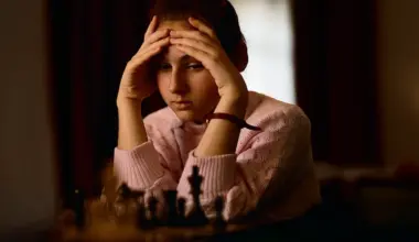 Trailer For Netflix's QUEEN OF CHESS, a Facinating Documentary About a Real-Life Chess Prodigy — GeekTyrant