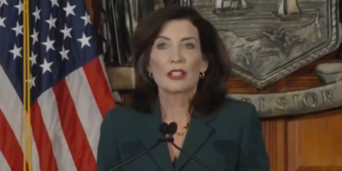 Hochul proposes $260 billion New York budget without broad tax increases