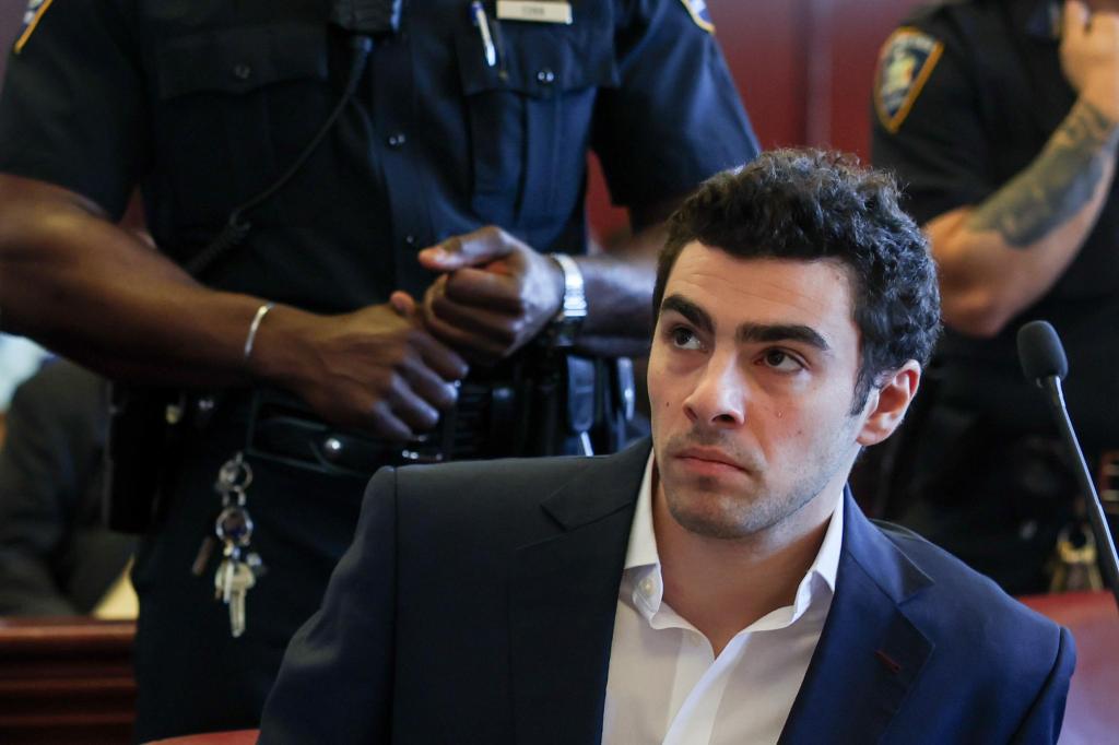 Luigi Mangione in federal court in bid to block death penalty, murder charge and key evidence