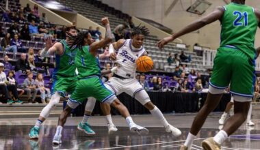 Central Arkansas heads to Queens for ASUN showdown