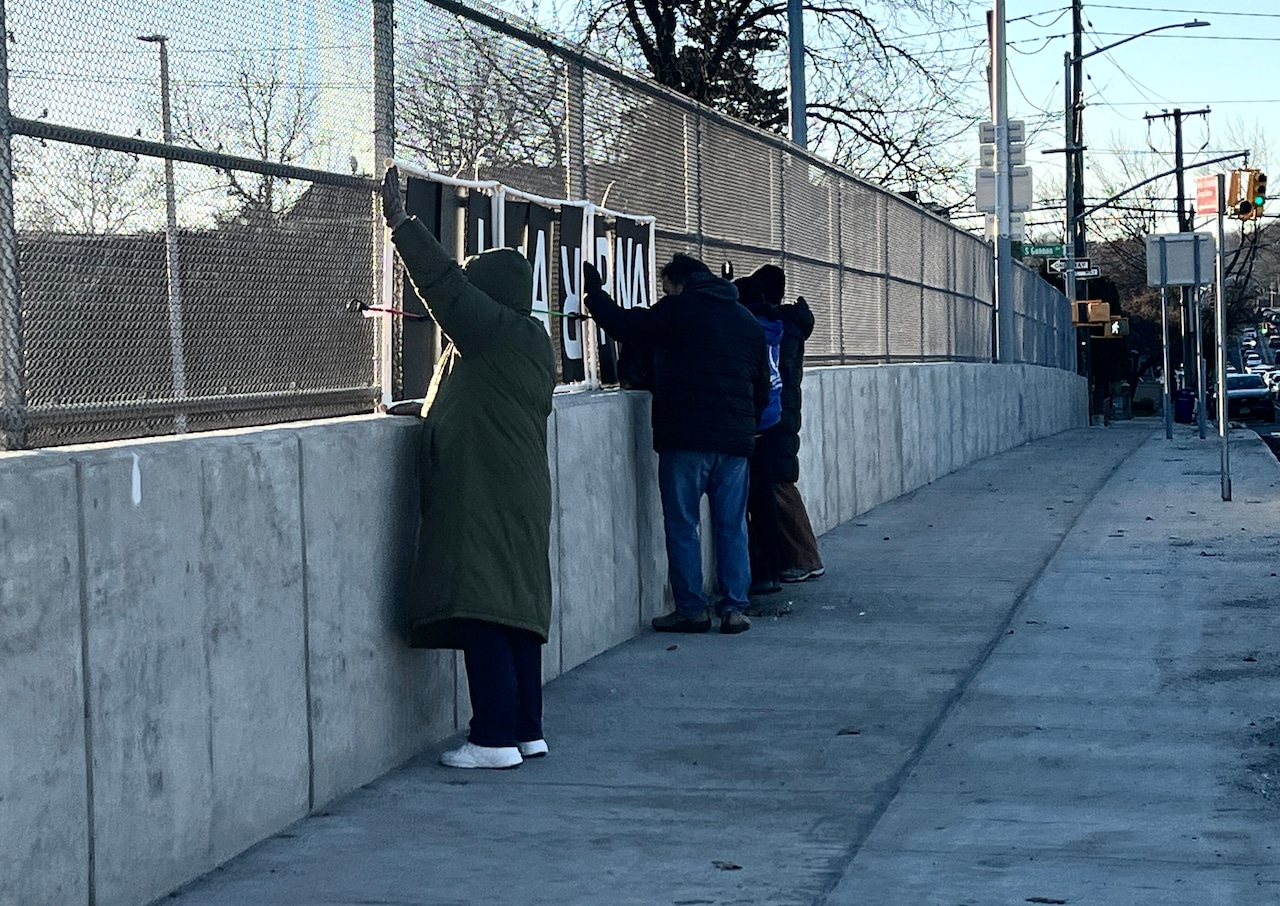 Protest on Staten Island Expressway