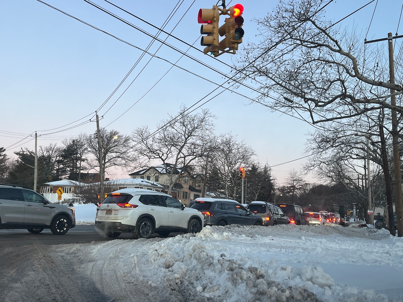 Snow creates hazards on Staten Island