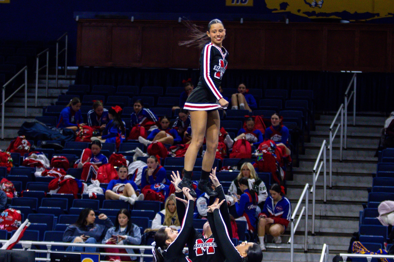 NDA, Moore, Sea earn state victories