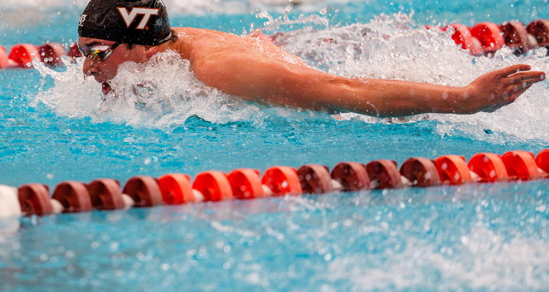 Nike Swoosh Logo White