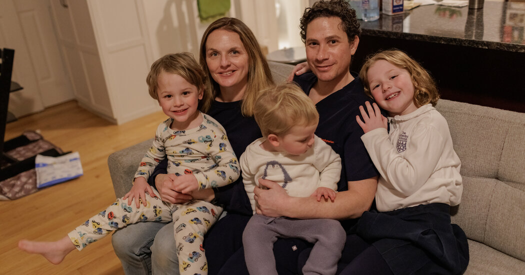 $140,000 a Year in Manhattan: Pizza Is a Treat, and Old Toys Are New