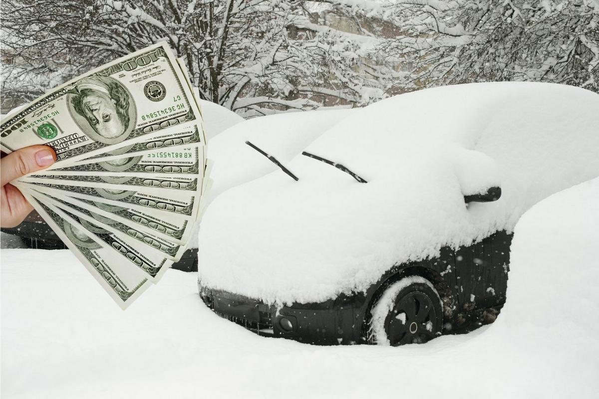 Why New York Drivers Must Clear Snow Off Vehicles