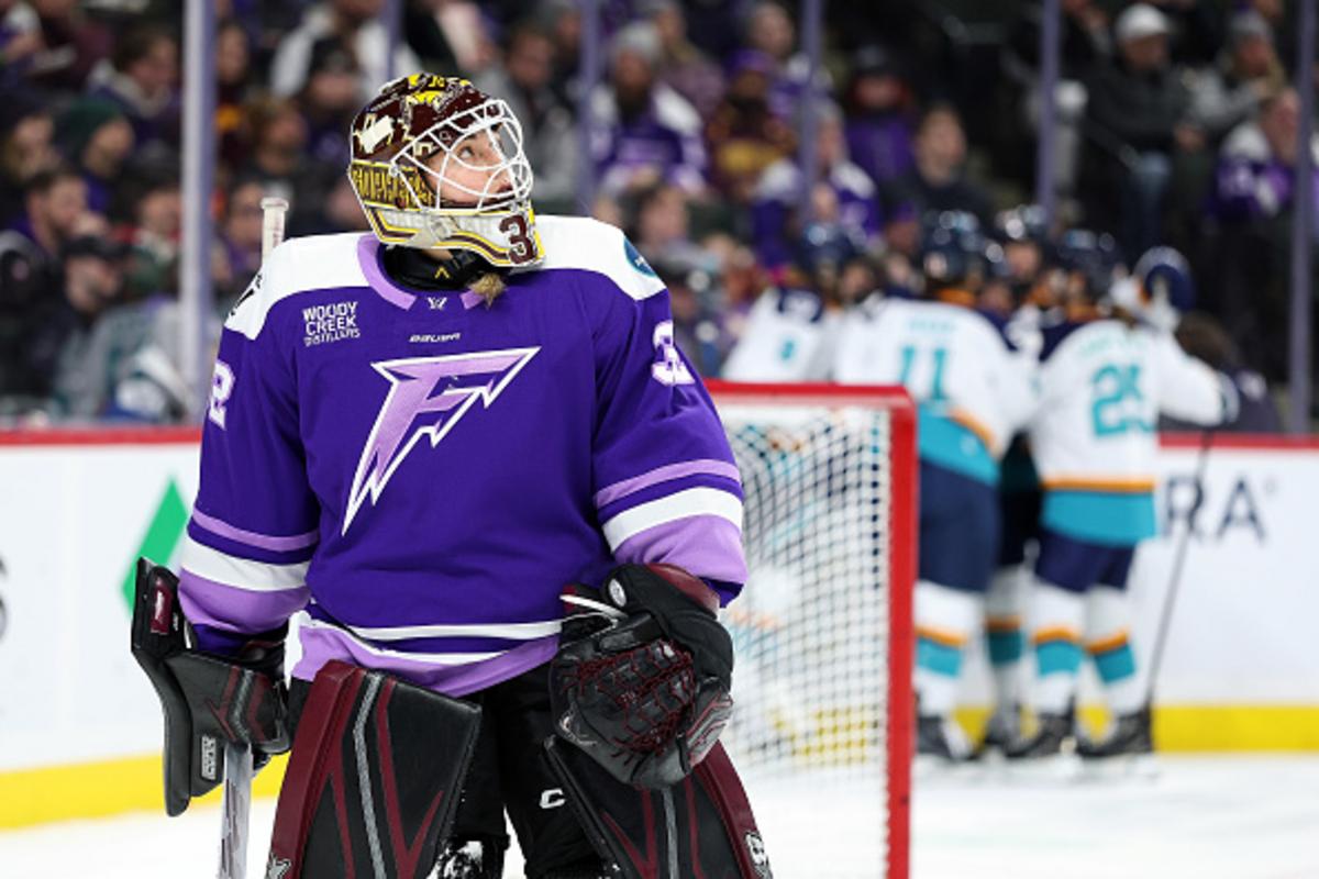 Minnesota Frost Triumphs 3-2 Against New York Sir