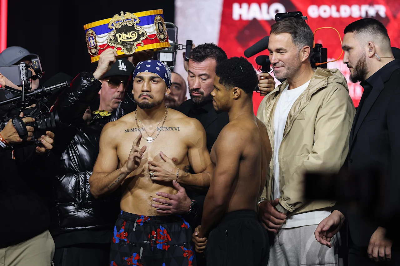 NEW YORK, NEW YORK - JANUARY 30: Shakur Stevenson and Teófimo López face off during the Ring 6 weigh in at The Theater at Madison Square Garden on January 30, 2026 in New York City. (Photo by Ishika Samant/Getty Images)