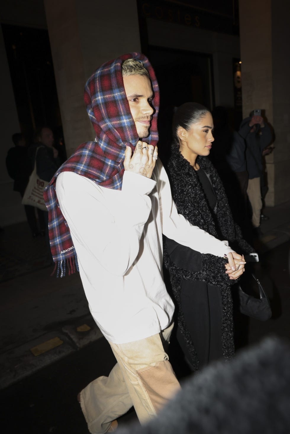 paris, france romeo beckham and kim turnbull make a stylish appearance at costes in paris pictured: romeo beckham and kim turnbull backgrid usa 22 january 2026 byline must read: aissaoui nacer / backgrid usa: +1 310 798 9111 / usasales@backgrid.com uk: +44 208 344 2007 / uksales@backgrid.com *uk clients pictures containing children please pixelate face prior to publication* pictured: romeo beckham, kim turnbull usa: +1 310 798 9111 / usasales@backgrid.com uk: +44 208 344 2007 / uksales@backgrid.com *uk clients pictures containing children please pixelate face prior to publication*