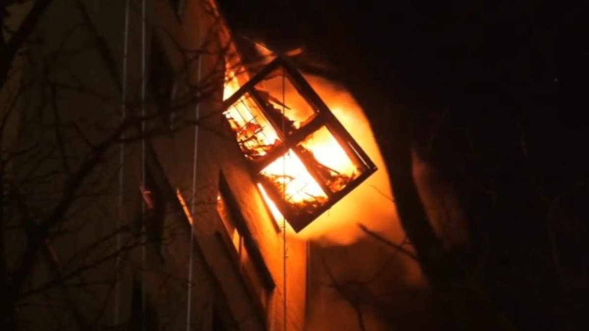 Bronx deadly fire, gas explosion injures many on frigid Saturday – NBC New York