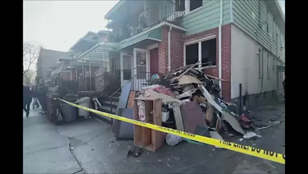 News 12 | Brooklyn | One person critically injured in Bensonhurst basement blaze, lithium-ion battery found
