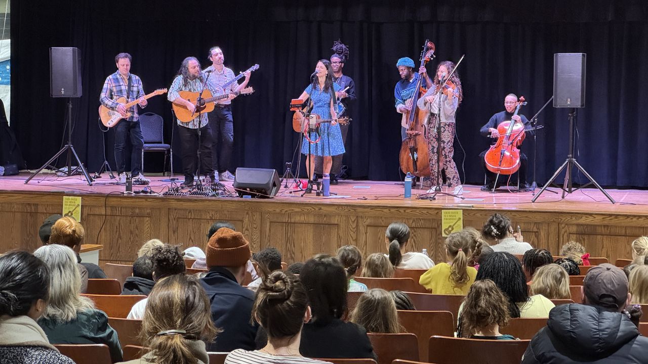 Community Through Music brings folk to kids in Brooklyn