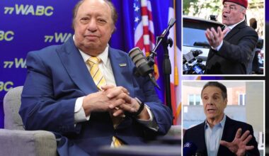 Ex-NY Gov. Andrew Cuomo in talks to host weekly radio show on John Catsimatidis's station