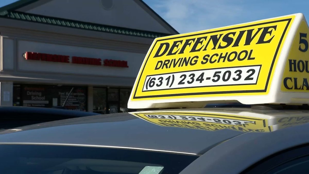 Long Island driver’s ed teacher arrested for showing teens porn, police say – NBC New York